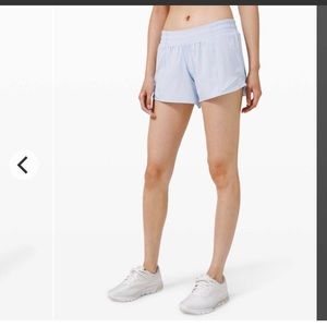 NWT Lululemon Hotty Hot Shorts 4" LR